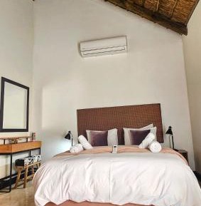 Triple Room with Bathroom