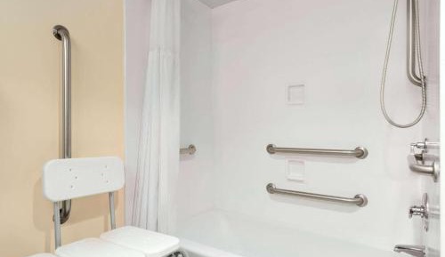 King Room - Disability Access/Non-Smoking