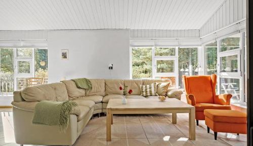 Five-Bedroom Holiday Home