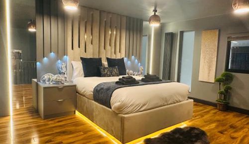 Two-Bedroom Apartment with Balcony