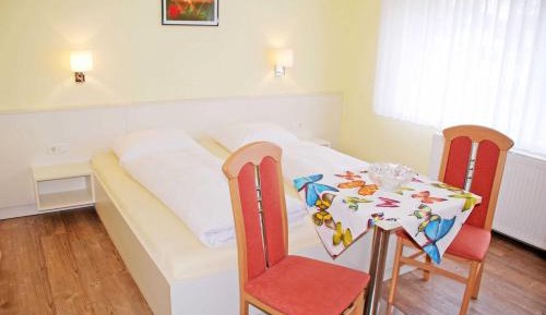 Standard Double Room with Shower