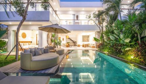 Villa with Private Pool