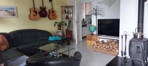 One-Bedroom Apartment with View