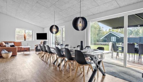Four-Bedroom Holiday Home