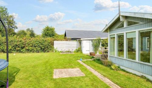 Three-Bedroom Vacation Home 