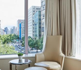 Executive Suite with Sofa Bed
