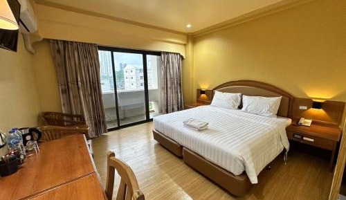 Deluxe Double Room with Balcony