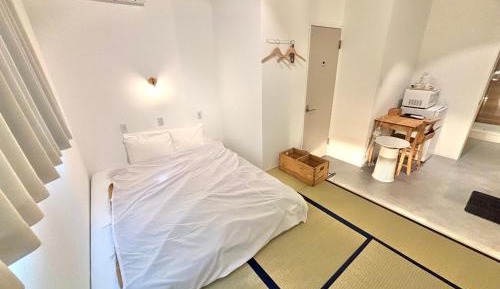 Deluxe Double Room with Shower