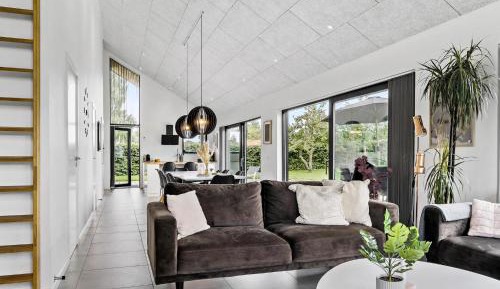 Four-Bedroom Holiday Home