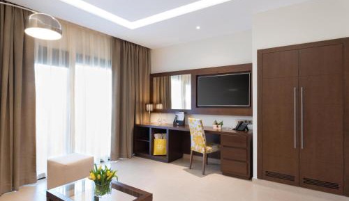 Premium Suite (2 Adults)