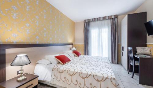 King Suite with Spa Bath