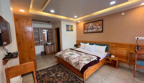 Deluxe Double Room with Balcony