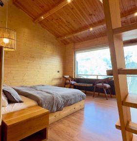 King Room with Mountain View