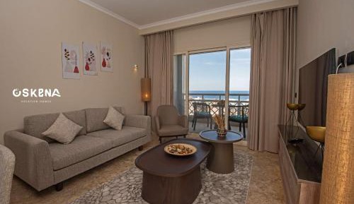 One-Bedroom Apartment with Sea View