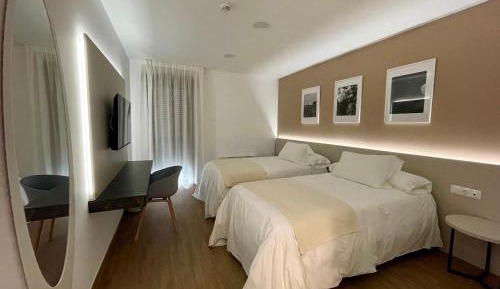 Deluxe Single Room