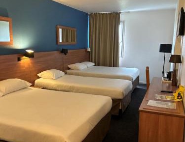 Standard - 1 Double Bed 3 Single Beds