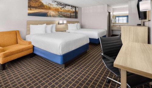 Deluxe Double Room with Two Double Beds - Non-Smoking