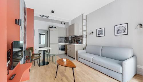 One-Bedroom Apartment