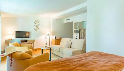 Family Room with Shower