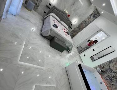 Suite with Spa Bath