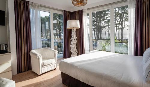 Double Room with Sea View and balcony and Spa Access