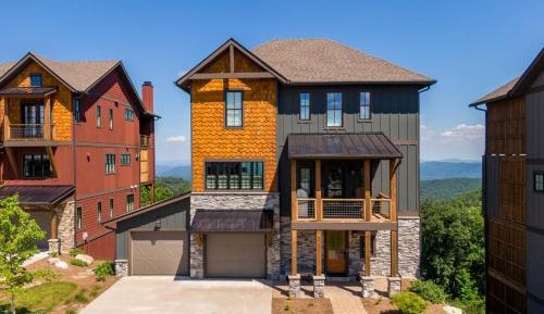 Four-Bedroom Vacation Home