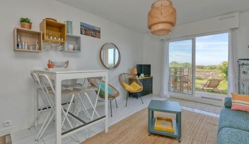 Superior One-Bedroom Apartment