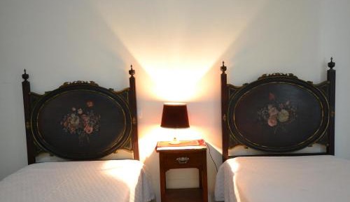 Family Room (2 Adults + 1 Child)