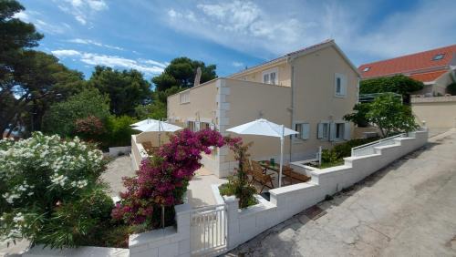 One-Bedroom Apartment with Sea View and Terrace