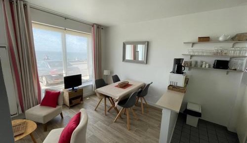 Apartment (2 Adults)