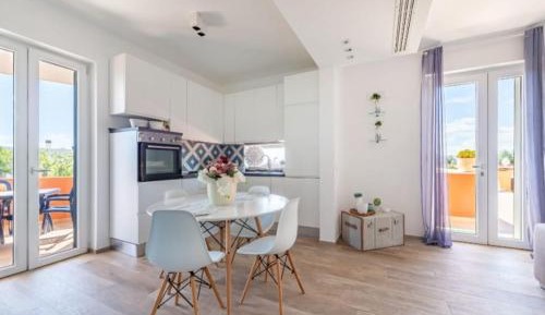 Apartment with Balcony