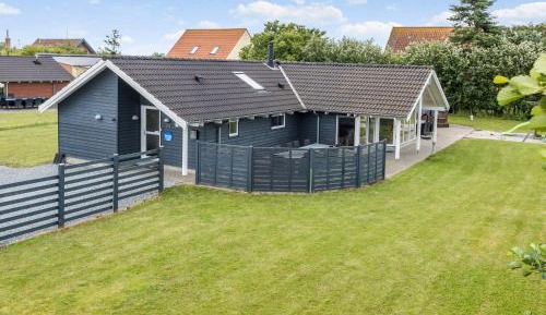 Five-Bedroom Holiday Home