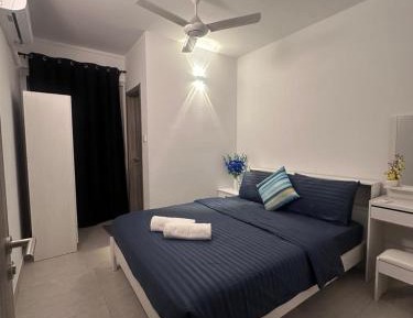 Queen Room with Sea View