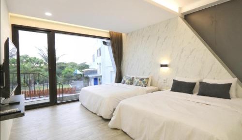 Quadruple Room with Balcony