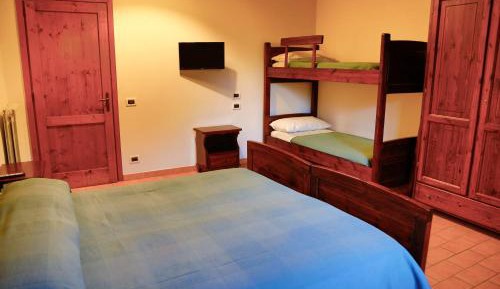 Classic Quadruple Room