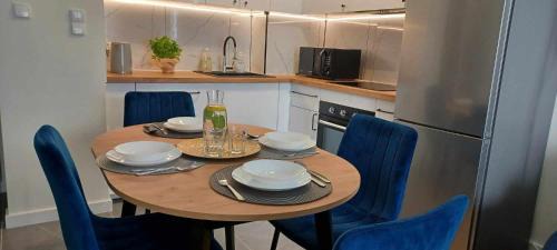 One-Bedroom Apartment with Terrace