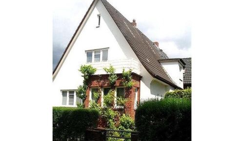 One-Bedroom Holiday Home