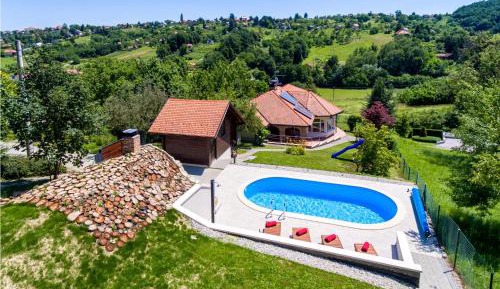 Two-Bedroom Holiday Home