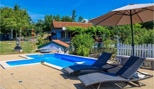 Two-Bedroom Holiday Home