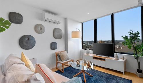 1 Bedroom 1 Bathroom Apartment on level 7 with Parking 