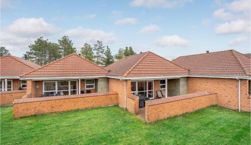 Three-Bedroom Vacation Home 
