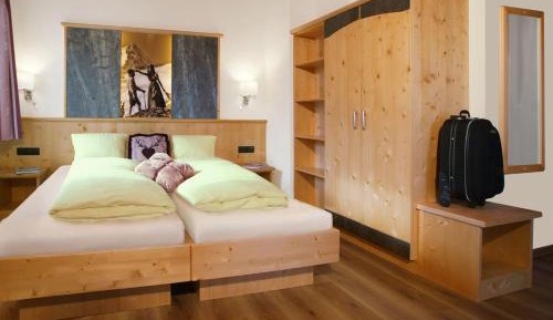 Deluxe Double or Twin Room with Balcony
