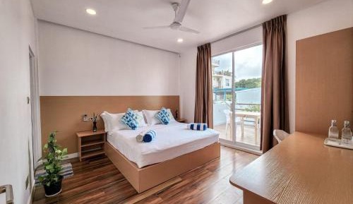 Deluxe Double or Twin Room with Balcony