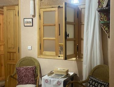 Twin Room with Private Bathroom