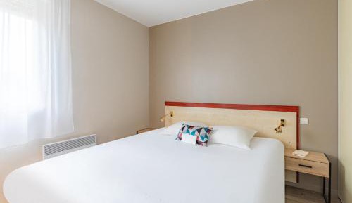 Large Quadruple Studio 