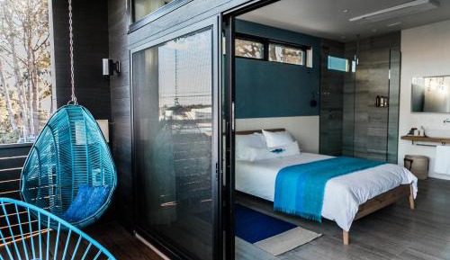 Queen Room with Balcony