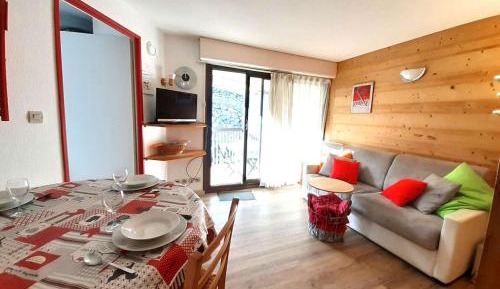 Apartment (6 Adults)