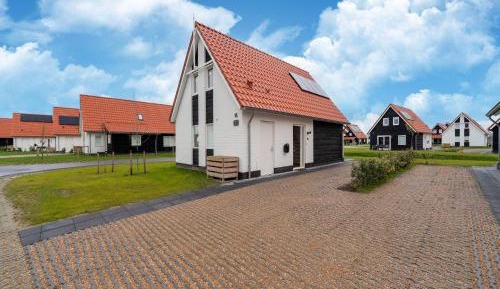 Three-Bedroom Vacation Home 