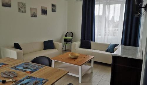 Apartment with Shower