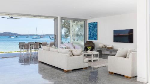 Four-Bedroom Holiday Home